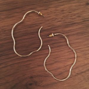 *New* Minimalist Gold Earrings